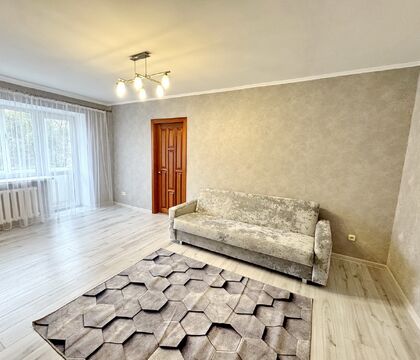 Двухкомнатная квартира, Кирова ул. - 250498