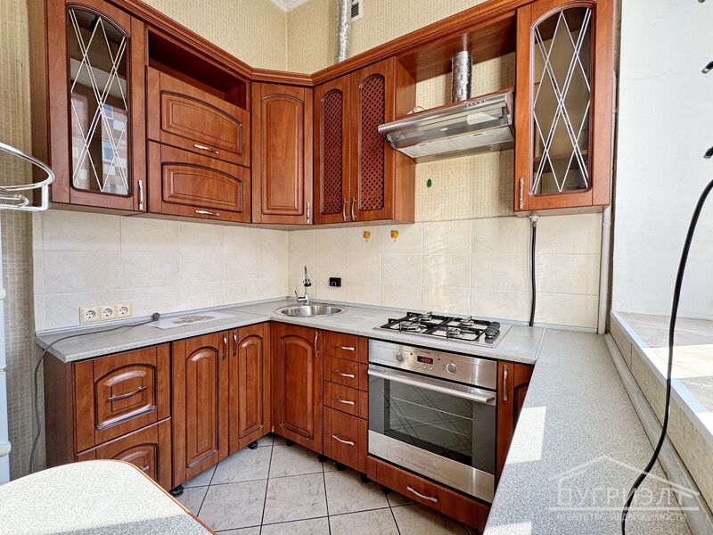 Трехкомнатная квартира, Карла Маркса ул. - 260081, фото 1