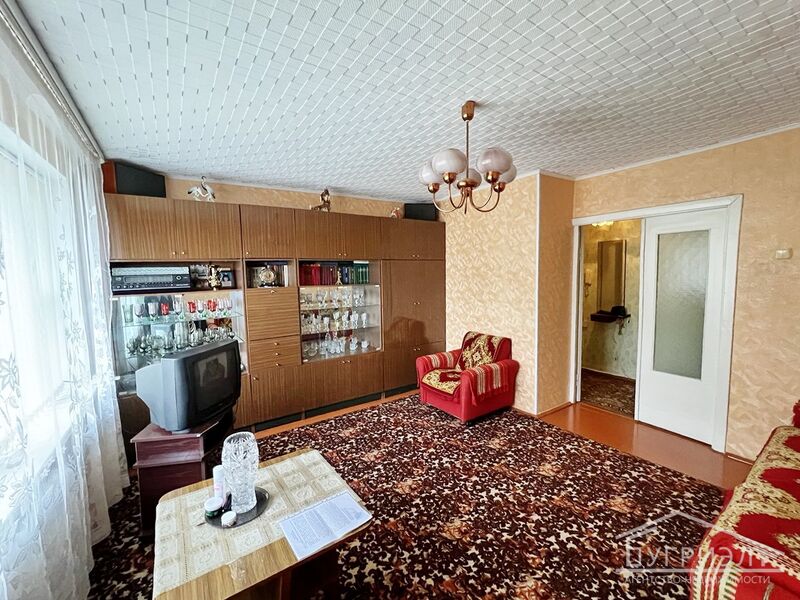 Двухкомнатная квартира, Адамковская ул.-260072, фото 1