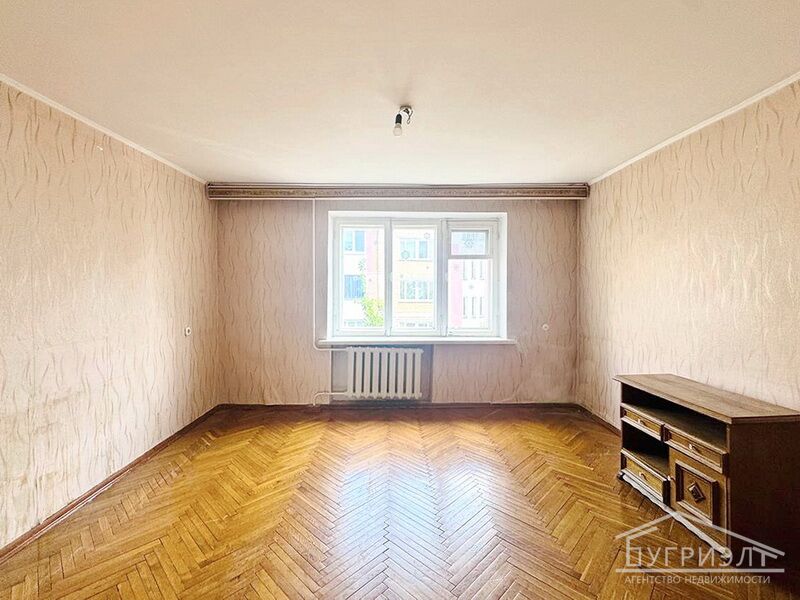 Трехкомнатная квартира, Первомайская ул. - 550094, фото 1