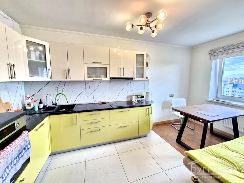 Двухкомнатная квартира, Краснознаменная ул. - 260176, фото 1