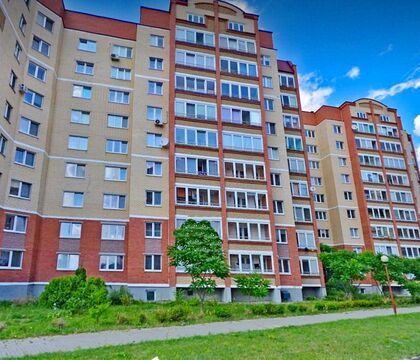 Доля в 3-комнатной квартире, Брестских Дивизий пер. - 260302