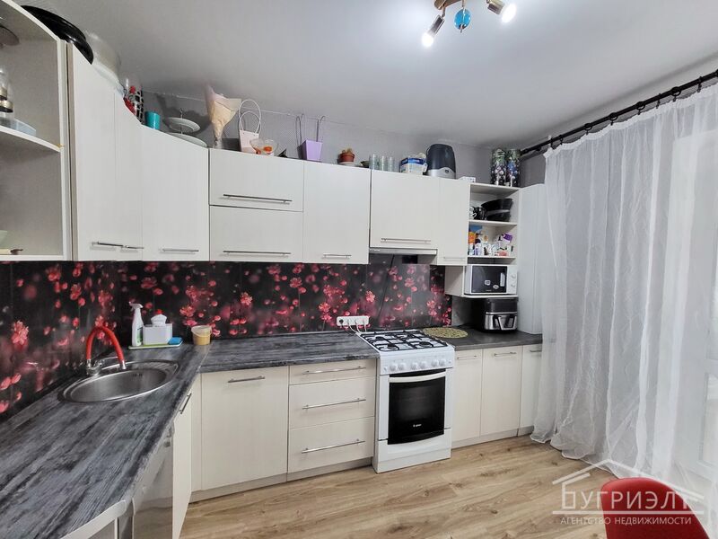 Двухкомнатная квартира, Луцкая ул. - 260012, фото 1