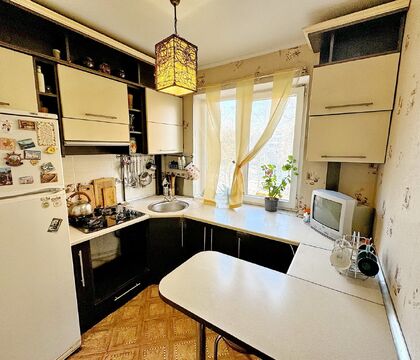 Трехкомнатная квартира, Кривошеина ул. - 240706