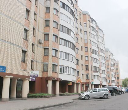 Торгово-офисное помещение в центре в собственность - 300210